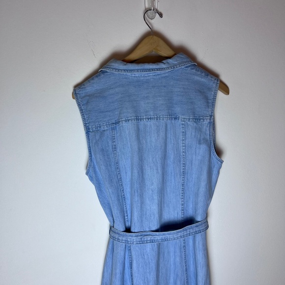 Tommy Hilfiger Denim Maxi Dress Belted Button Down Size 10 Light Wash Sleeveless - Picture 4 of 10